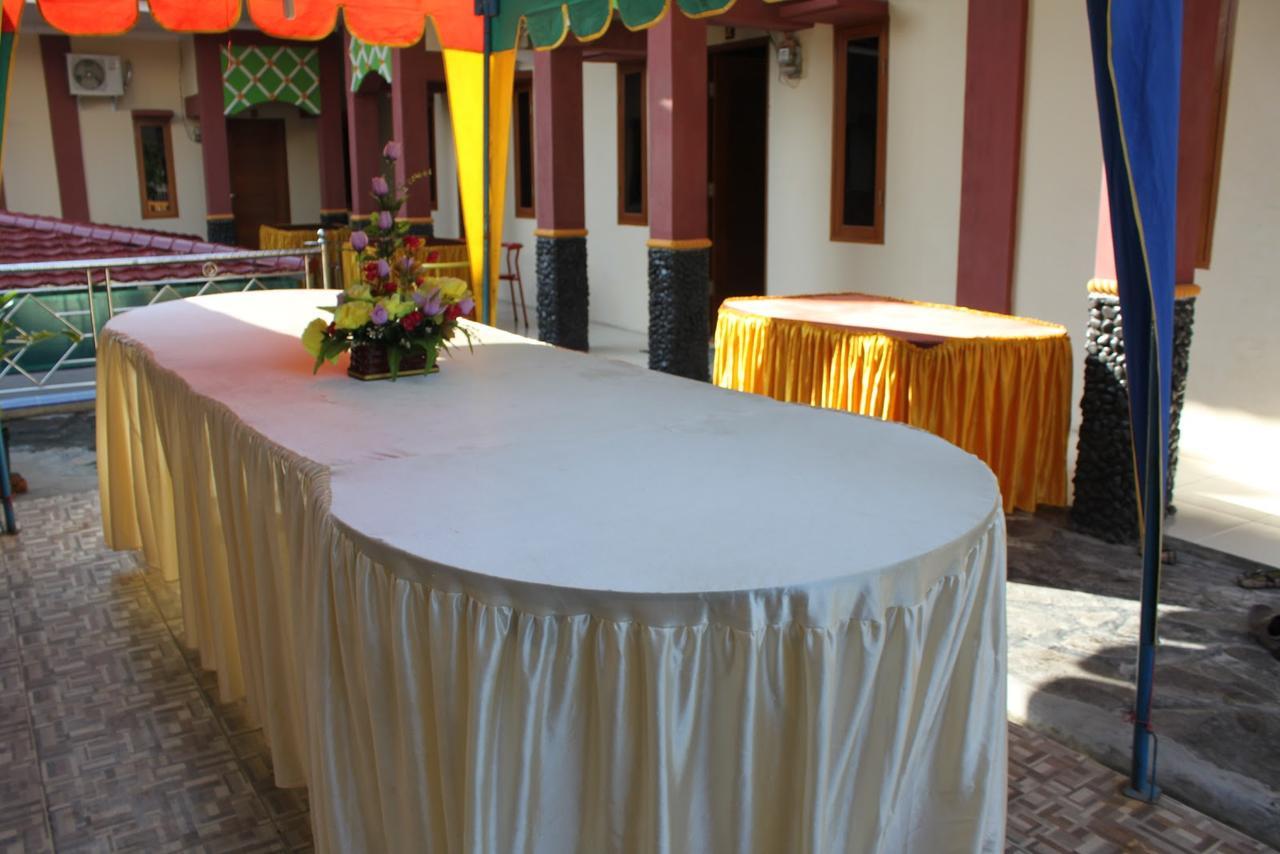 Pondok Cemara Hotel Medan Exterior foto